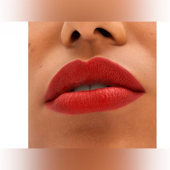 New - M.A.C LOCKED KISS 24HR LIPSTICK - Color Gutsy - Picture 5 of 11